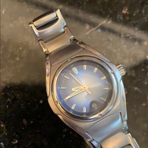 Women’s fossil watch
